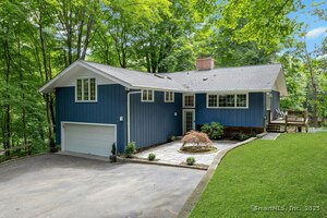 3 Andrews Drive