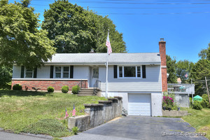 42 Hickory Street