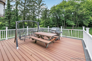 Homes for sale in Monroe, CT | 40 Walnut St, Monroe, CT 06468 | MLS# 24110750