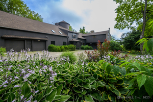 Homes for sale in Sharon, CT | 164 East St, Sharon, CT 06069 | MLS# 24112969