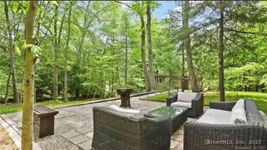 11 Alewives Road