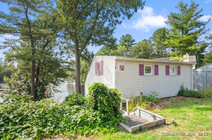 Homes for sale in Griswold, CT | 71 Lake Rd, Griswold, CT 06351 | MLS# 24112669