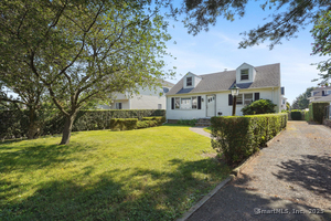 10 Summitt Avenue