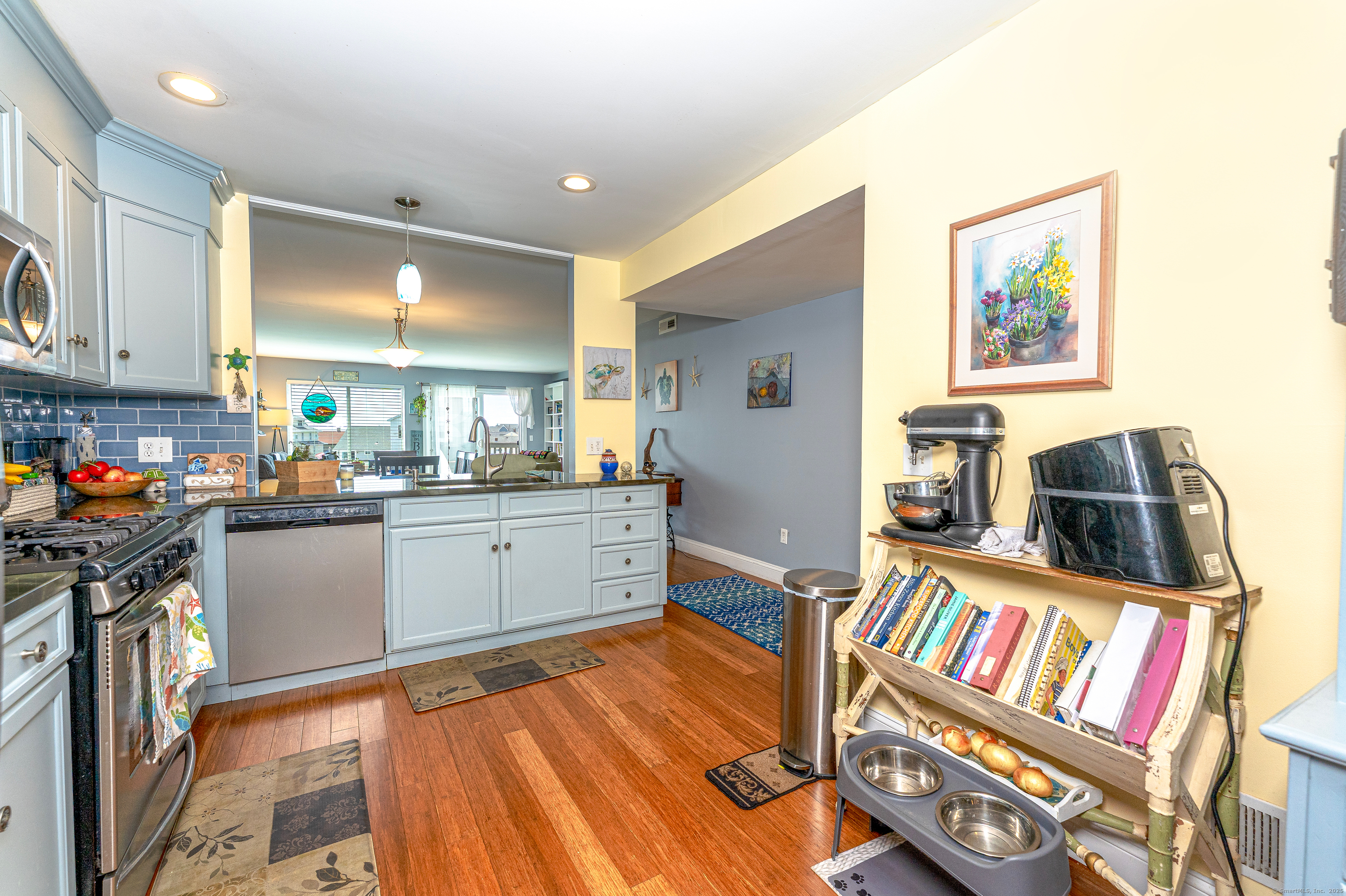 1 Mansfield Grove, East Haven, 06512, 2 Bedrooms Bedrooms, ,2 BathroomsBathrooms,Condo/co-op For Sale,For Sale,Mansfield Grove,24110406