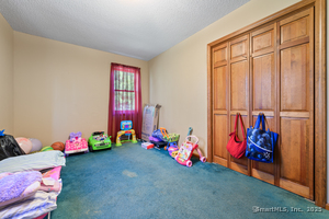 Homes for sale in Southington, CT | 461 Meriden Waterbury Turnpike, Southington, CT 06489 | MLS# 24113994