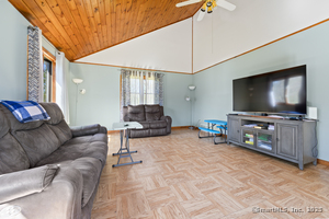 Homes for sale in Southington, CT | 461 Meriden Waterbury Turnpike, Southington, CT 06489 | MLS# 24113994