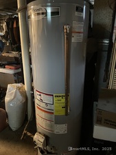 Homes for sale in West Haven, CT | 22 Thill St, West Haven, CT 06516 | MLS# 24114050