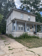 Homes for sale in West Haven, CT | 22 Thill St, West Haven, CT 06516 | MLS# 24114050