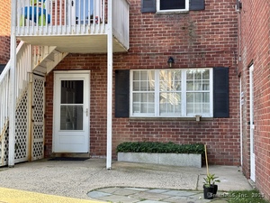 Homes for sale in Stamford, CT | 1856 Summer St #1856, Stamford, CT 06905 | MLS# 24113357