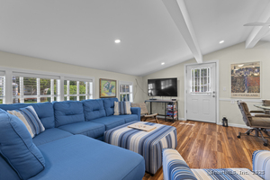 Homes for sale in Madison, CT | 4 North St, Madison, CT 06443 | MLS# 24113249