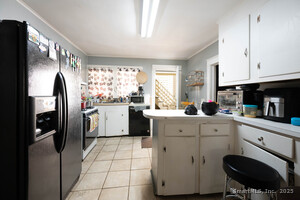 Homes for sale in Danbury, CT | 4 Staples St, Danbury, CT 06810 | MLS# 24110576