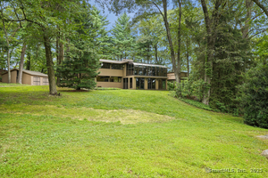 12 Mountain Road