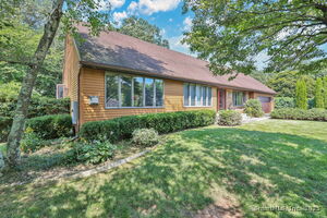 Homes for sale in South Windsor, CT | 88 Andreis Trl, South Windsor, CT 06074 | MLS# 24114573