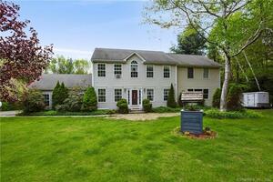 Homes for sale in New Hartford, CT | 37 Hidden Hill Rd, New Hartford, CT 06057 | MLS# 24114591