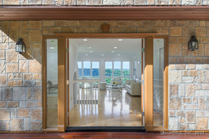 Homes for sale in Ridgefield, CT | 10 Hillcrest Ct, Ridgefield, CT 06877 | MLS# 24114294