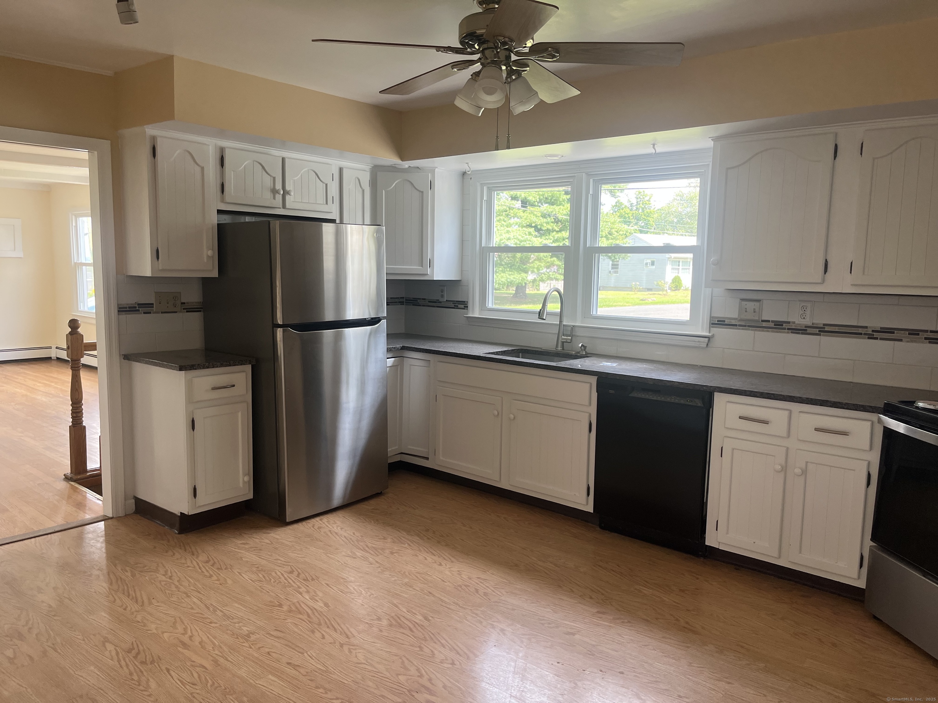 7 Maple Ridge, Danbury, 06811, 3 Bedrooms Bedrooms, ,2 BathroomsBathrooms,Residential Rental,For Sale,Maple Ridge,24110886