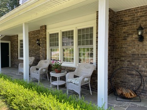 Homes for sale in Westbrook, CT | 1 Lake Louise Dr, Westbrook, CT 06498 | MLS# 24113877