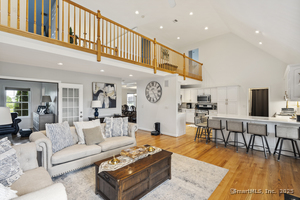 Homes for sale in Suffield, CT | 44 Farmstead Ln, Suffield, CT 06078 | MLS# 24114336