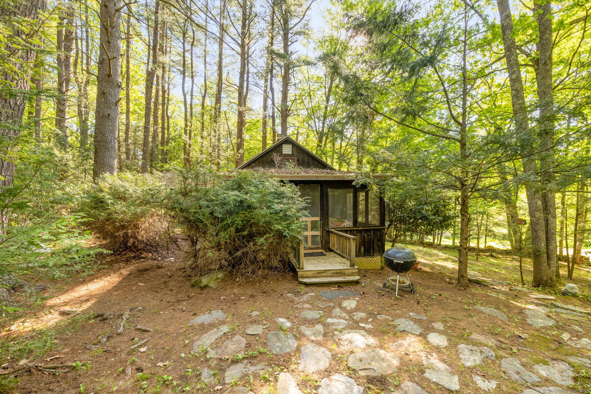 Homes for sale in Hartland, CT | 12 Pinehurst Rd, Hartland, CT 06091 | MLS# 24114887