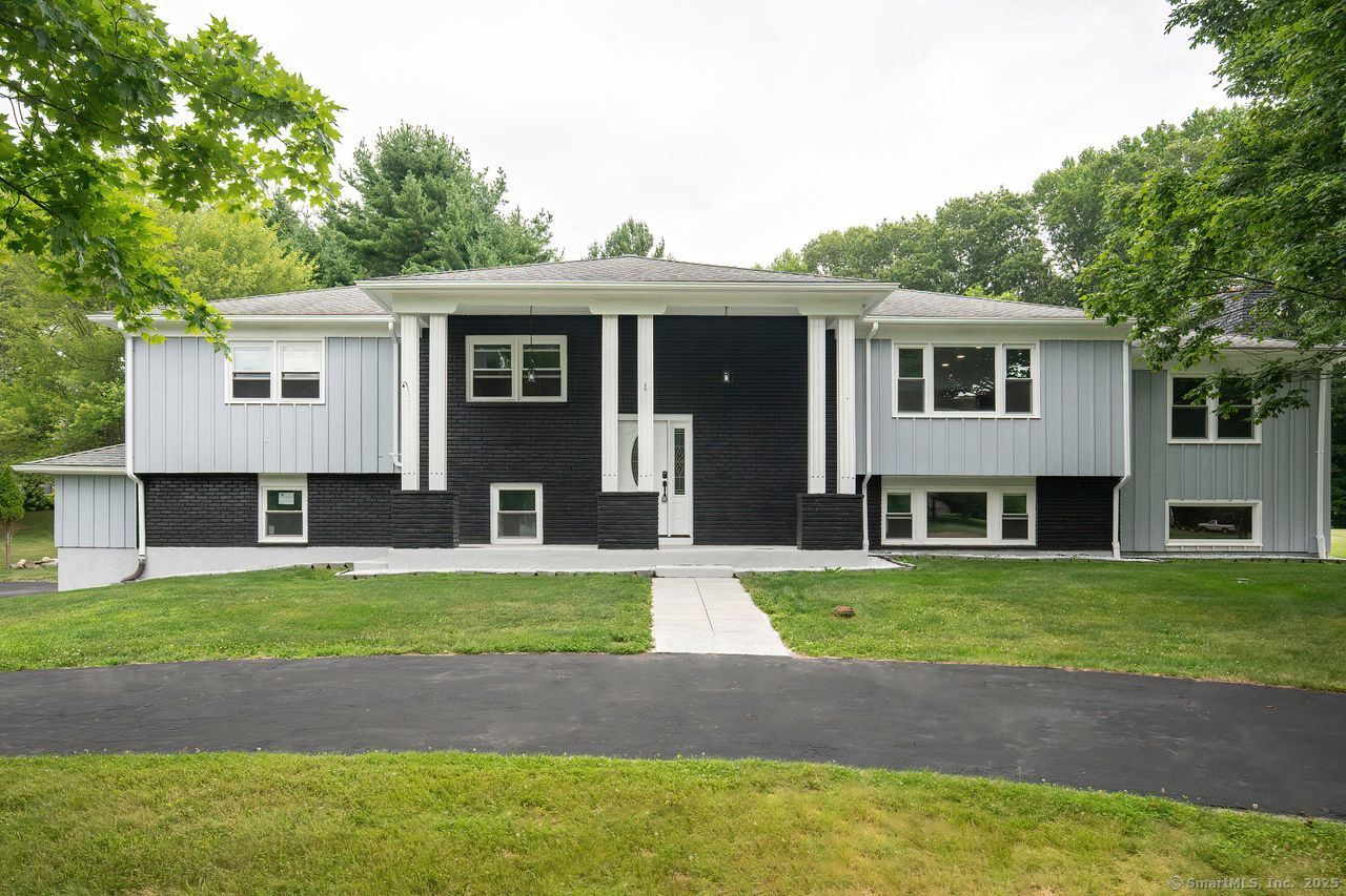 152 Richards Drive Monroe CT