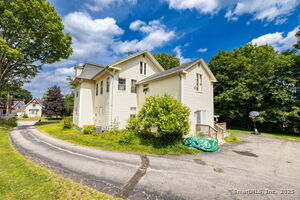 Homes for sale in Putnam, CT | 115 Grove St, Putnam, CT 06260 | MLS# 24114923