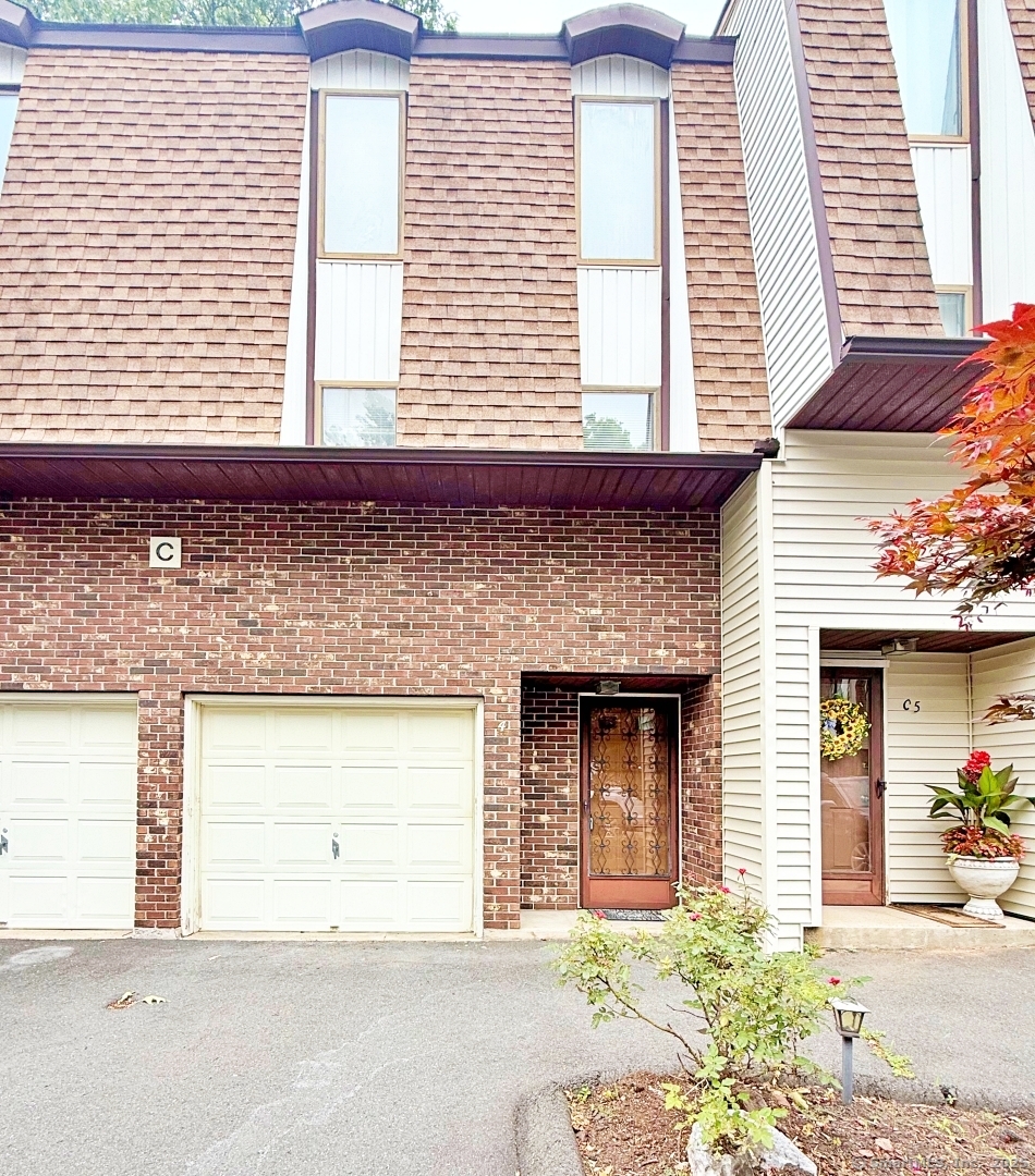 426 Farmington Avenue APT C4