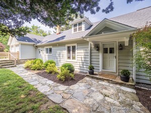 Homes for sale in Redding, CT | 283 Redding Rd, Redding, CT 06896 | MLS# 24113405