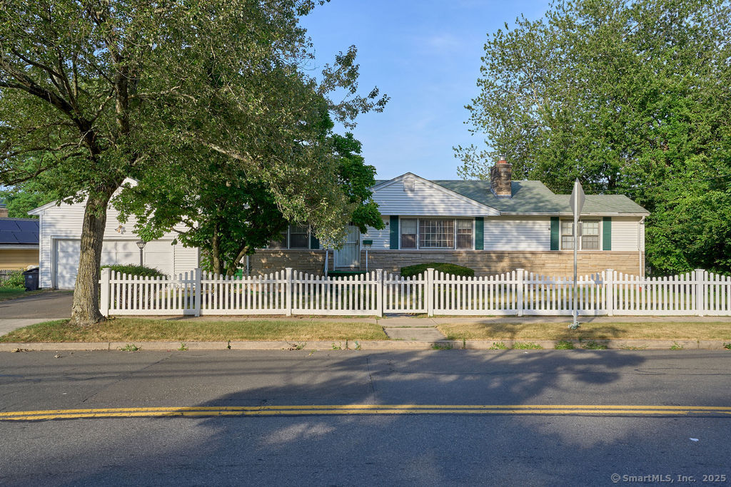 25 Lawncrest Road New Haven CT