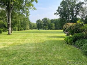 Homes for sale in Easton, CT | 90 Redding Rd, Easton, CT 06612 | MLS# 24115363