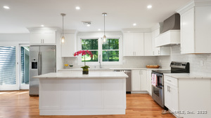 Homes for sale in New Milford, CT | 23 Valley View Ln, New Milford, CT 06776 | MLS# 24096392