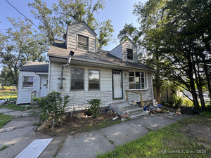 Homes for sale in Milford, CT | 583 Anderson Ave, Milford, CT 06460 | MLS# 24115426