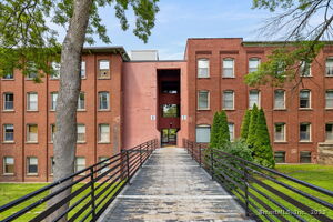 Homes for sale in Glastonbury, CT | 222 Williams St E #APT 229, Glastonbury, CT 06033 | MLS# 24114432