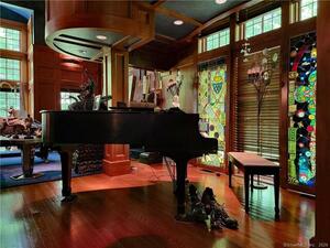 Homes for sale in Ridgefield, CT | 22 Ketcham Rd, Ridgefield, CT 06877 | MLS# 24115612