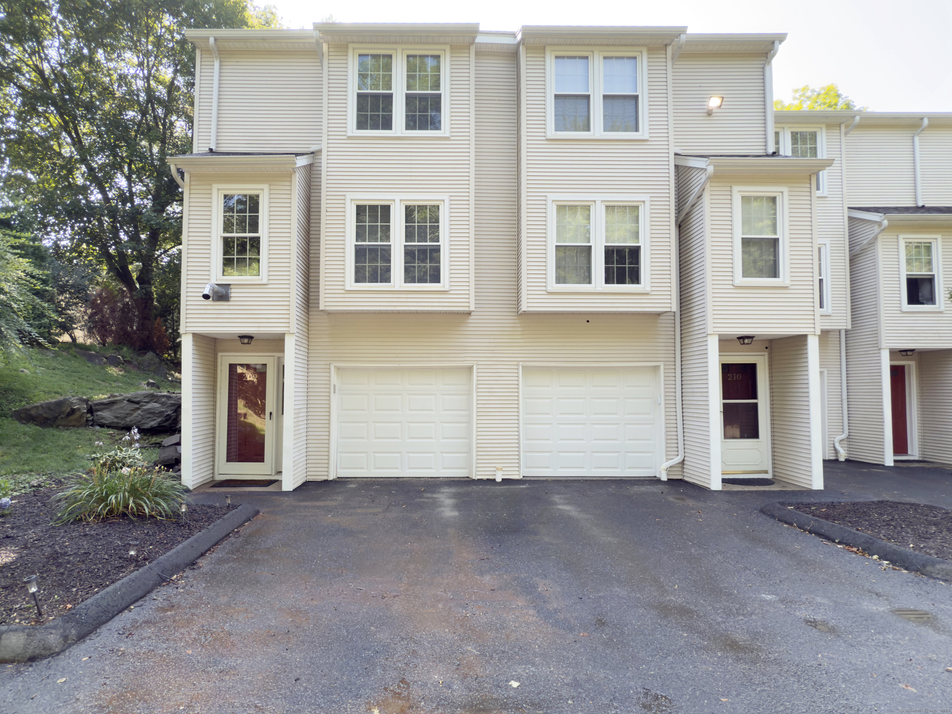 380 Hitchcock Road Waterbury CT