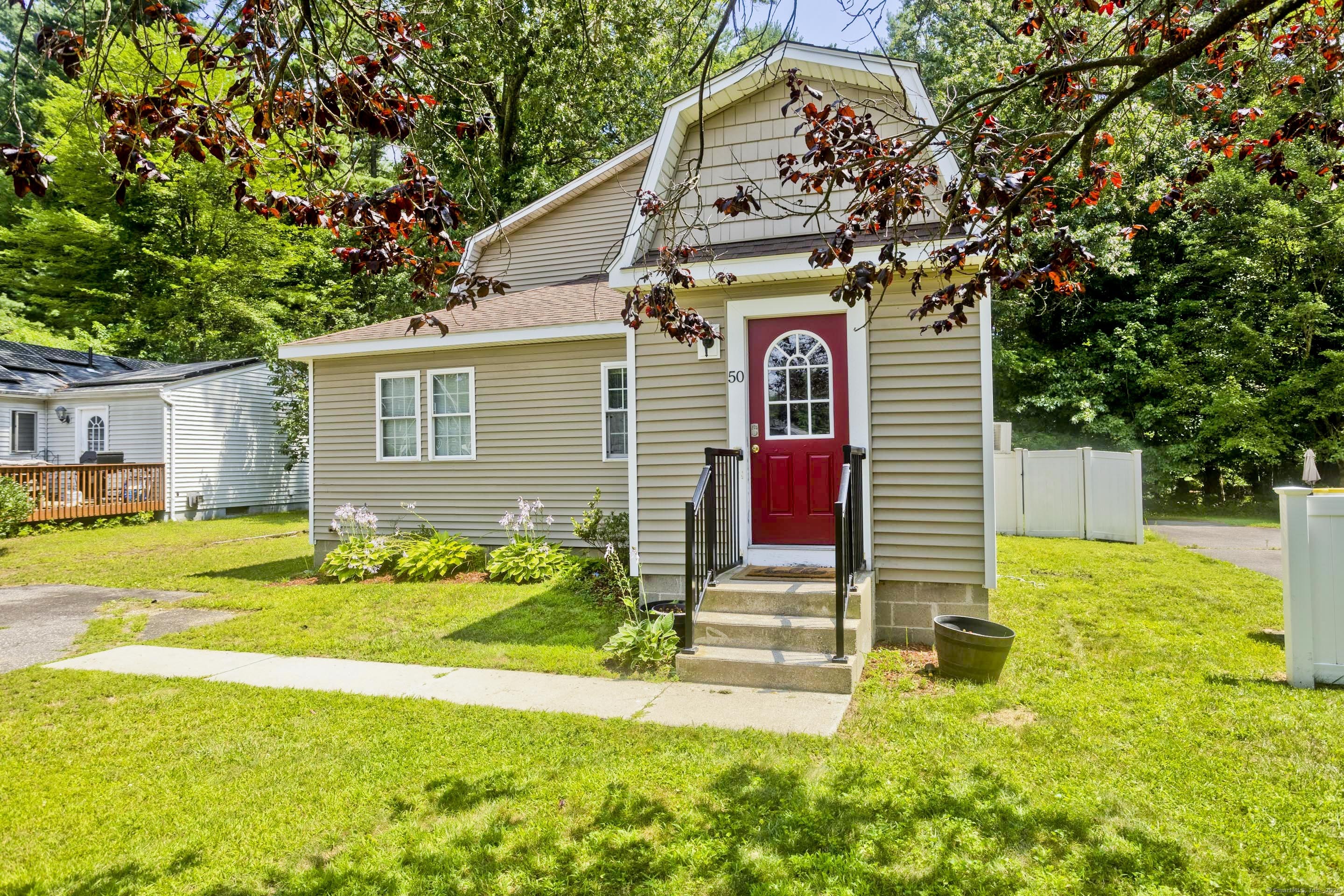 Homes for sale in Enfield, CT | 50 Cottage Rd, Enfield, CT 06082 | MLS# 24115416