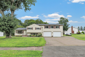 Homes for sale in North Haven, CT | 15 Turner Dr, North Haven, CT 06473 | MLS# 24115476