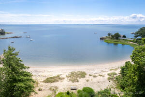 Homes for sale in Darien, CT | 17 Contentment Island Rd, Darien, CT 06820 | MLS# 24115997