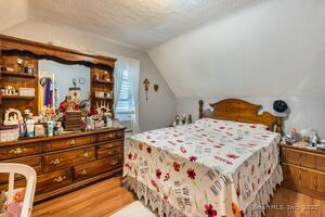 Homes for sale in Shelton, CT | 125 Oak Ave, Shelton, CT 06484 | MLS# 24116004