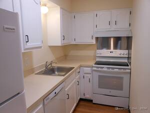 Homes for sale in Stratford, CT | 155 Short Beach Rd #206, Stratford, CT 06615 | MLS# 24116125