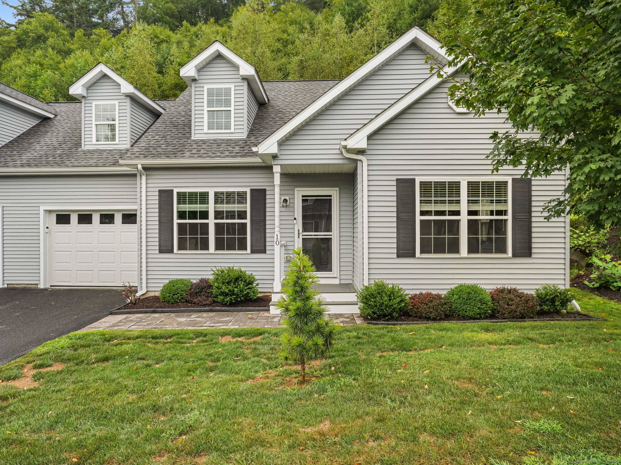 10 Fiddlehead Drive New Milford CT