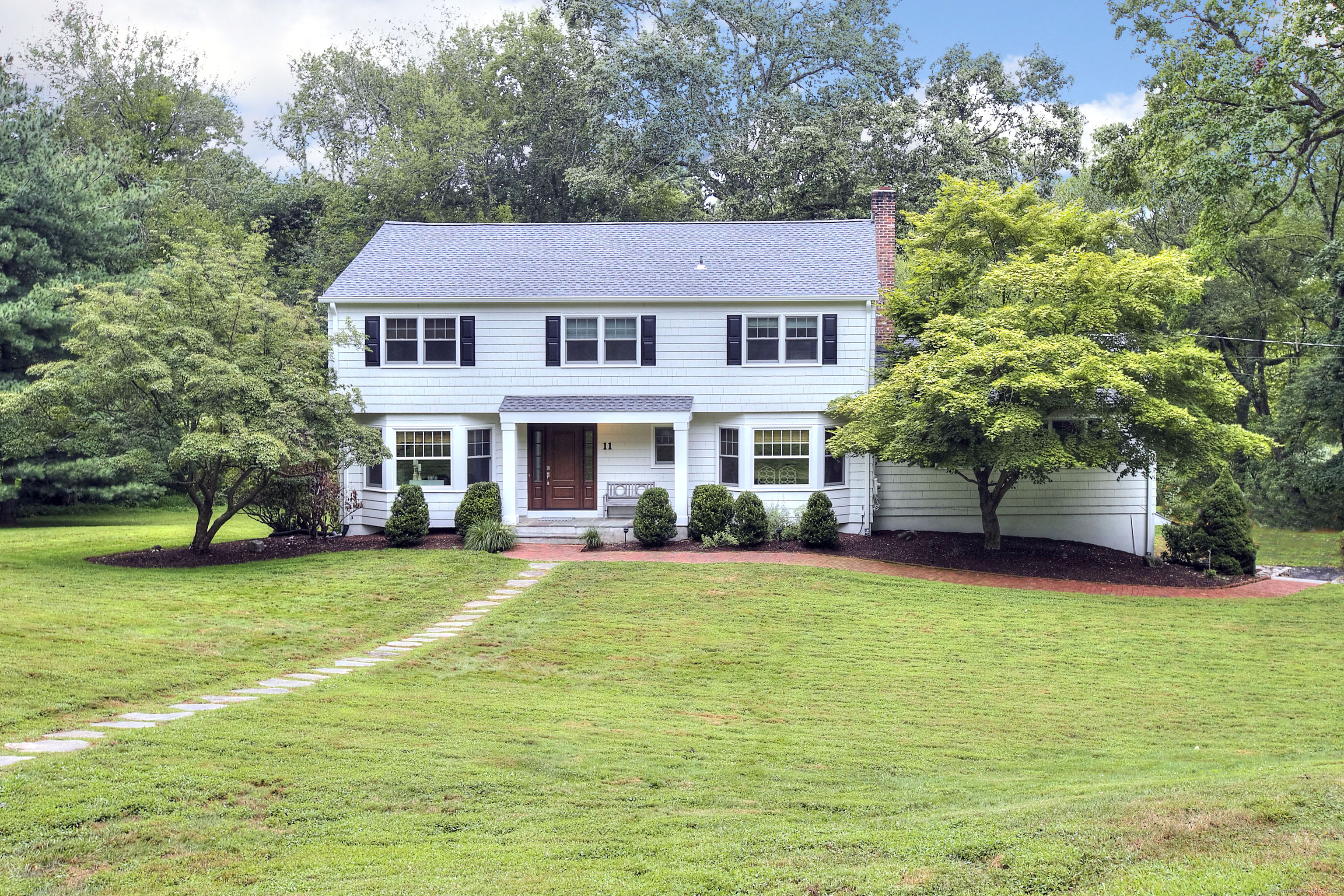 11 Turkey Hill Circle, Westport, Connecticut photo 1