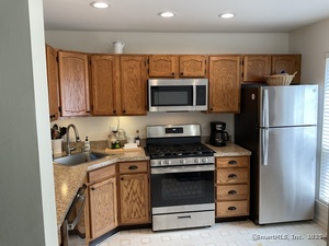 Homes for sale in Torrington, CT | 96 Berkshire Oval #96, Torrington, CT 06790 | MLS# 24115529