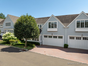 27 Kensett Lane, Unit 27
