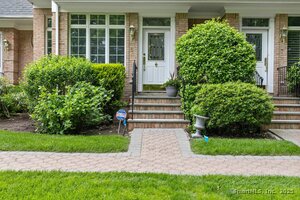 Homes for sale in Greenwich, CT | 104 Ritch Ave W #Apt 6, Greenwich, CT 06830 | MLS# 24116387