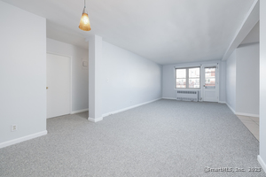 Homes for sale in Stamford, CT | 700 Summer St #APT 4L, Stamford, CT 06901 | MLS# 24114352