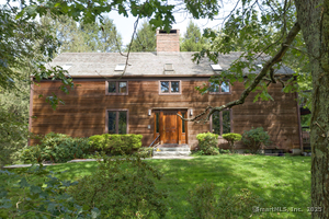 Homes for sale in Woodbury, CT | 148 Flanders Rd, Woodbury, CT 06798 | MLS# 24043622