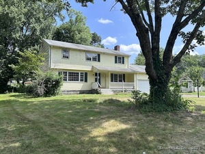 Homes for sale in Bloomfield, CT | 5 Butternut Dr, Bloomfield, CT 06002 | MLS# 24116811