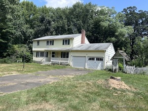 Homes for sale in Bloomfield, CT | 5 Butternut Dr, Bloomfield, CT 06002 | MLS# 24116811