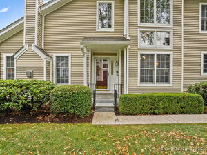7 Regency Circle, Unit 7