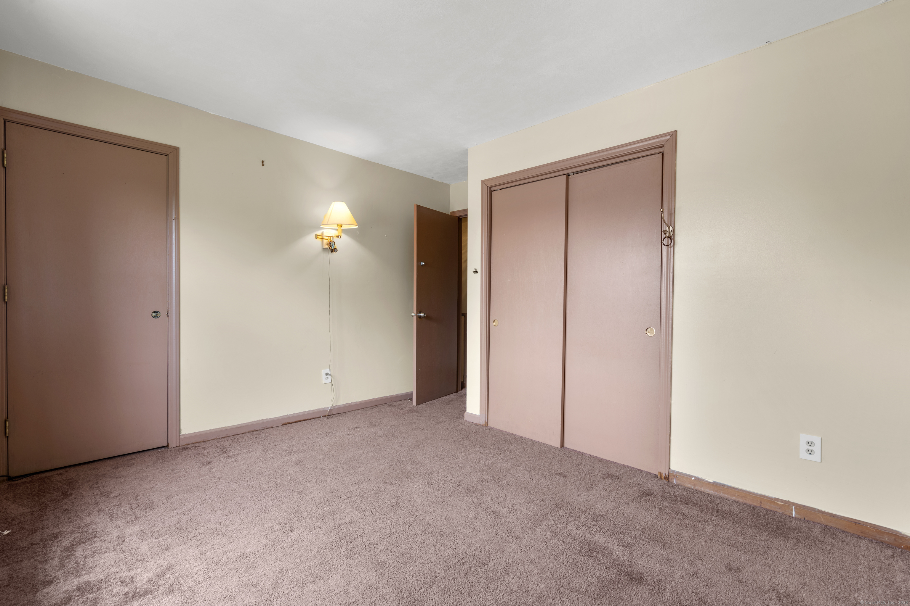 151 Downes, Waterbury, 06704, 3 Bedrooms Bedrooms, 0 ,1 BathroomBathrooms,Condo/co-op For Sale,For Sale,Downes,0,24116471